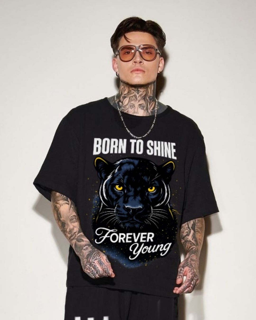 MEN'S BORN TO SHINE OVERSIZED TSHIRT (BLACK)
