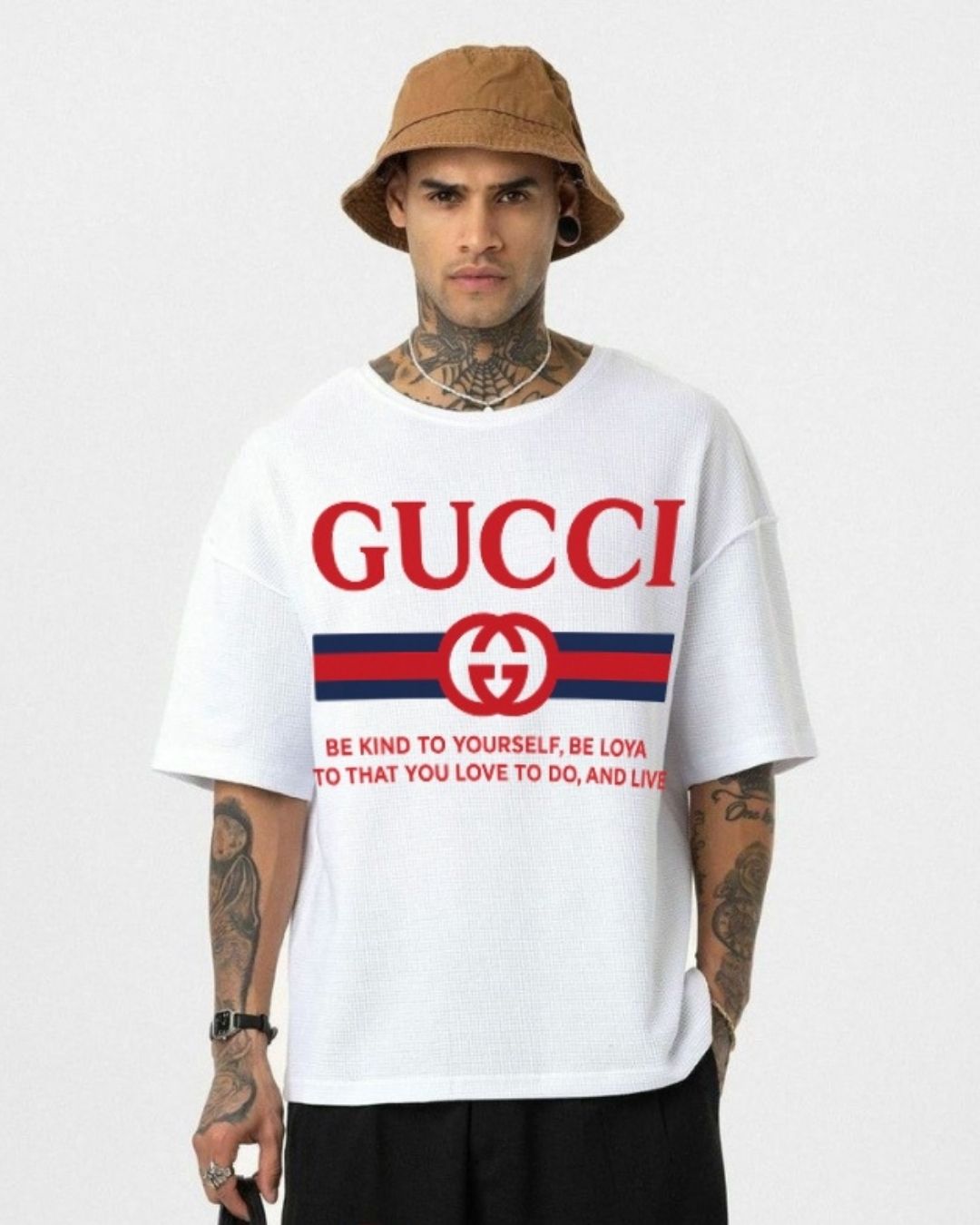 MEN'S GUCCI FLAG OVERSIZED TSHIRT (WHITE)