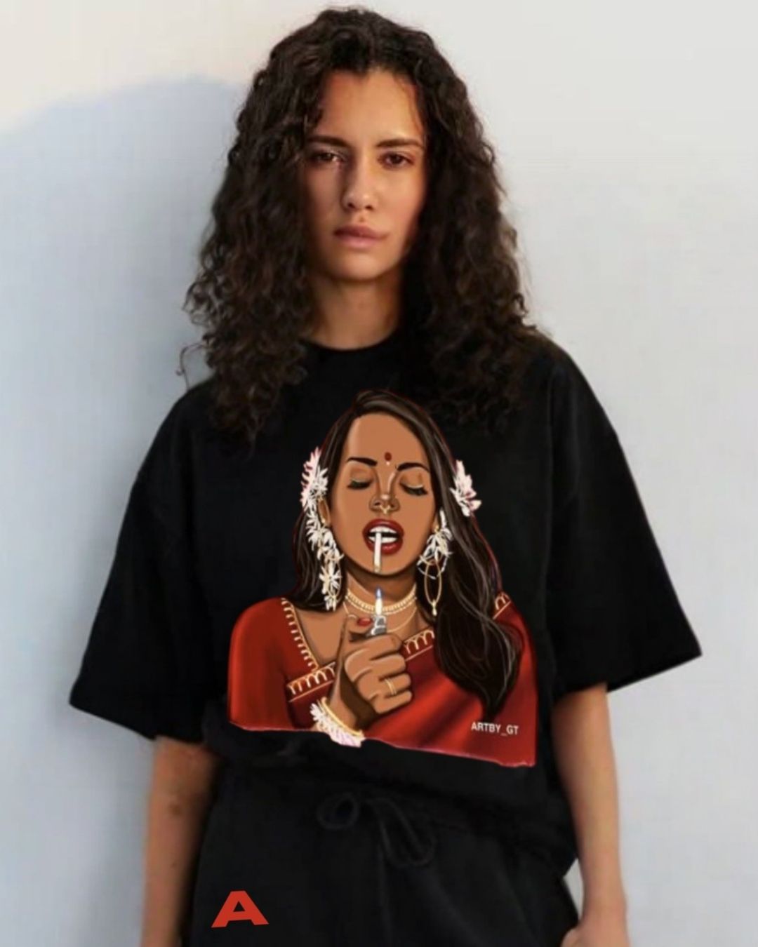 WOMEN'S HOT MESS OVERSIZED TSHIRT (BLACK)