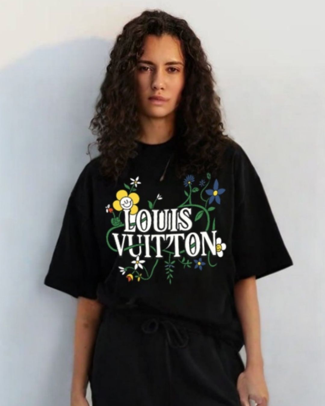 WOMEN'S LV BLOSSOM OVERSIZED TSHIRT (BLACK)