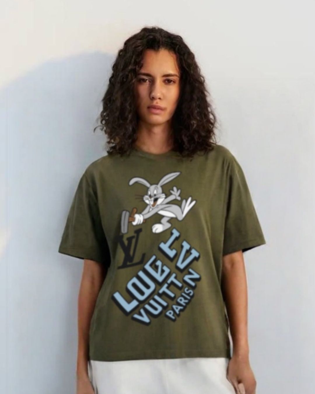 WOMEN'S LV BUNNY OVERSIZED TSHIRT (OLIVE )