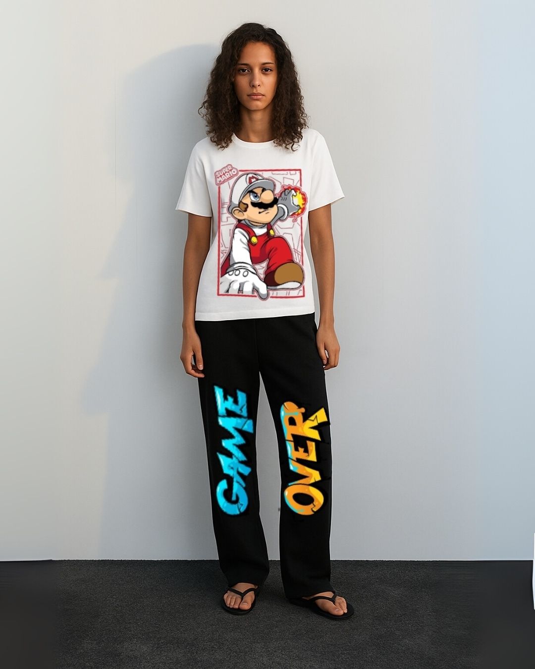 WOMEN'S MARIO'S GAME CORDS (WHITE AND BLACK)