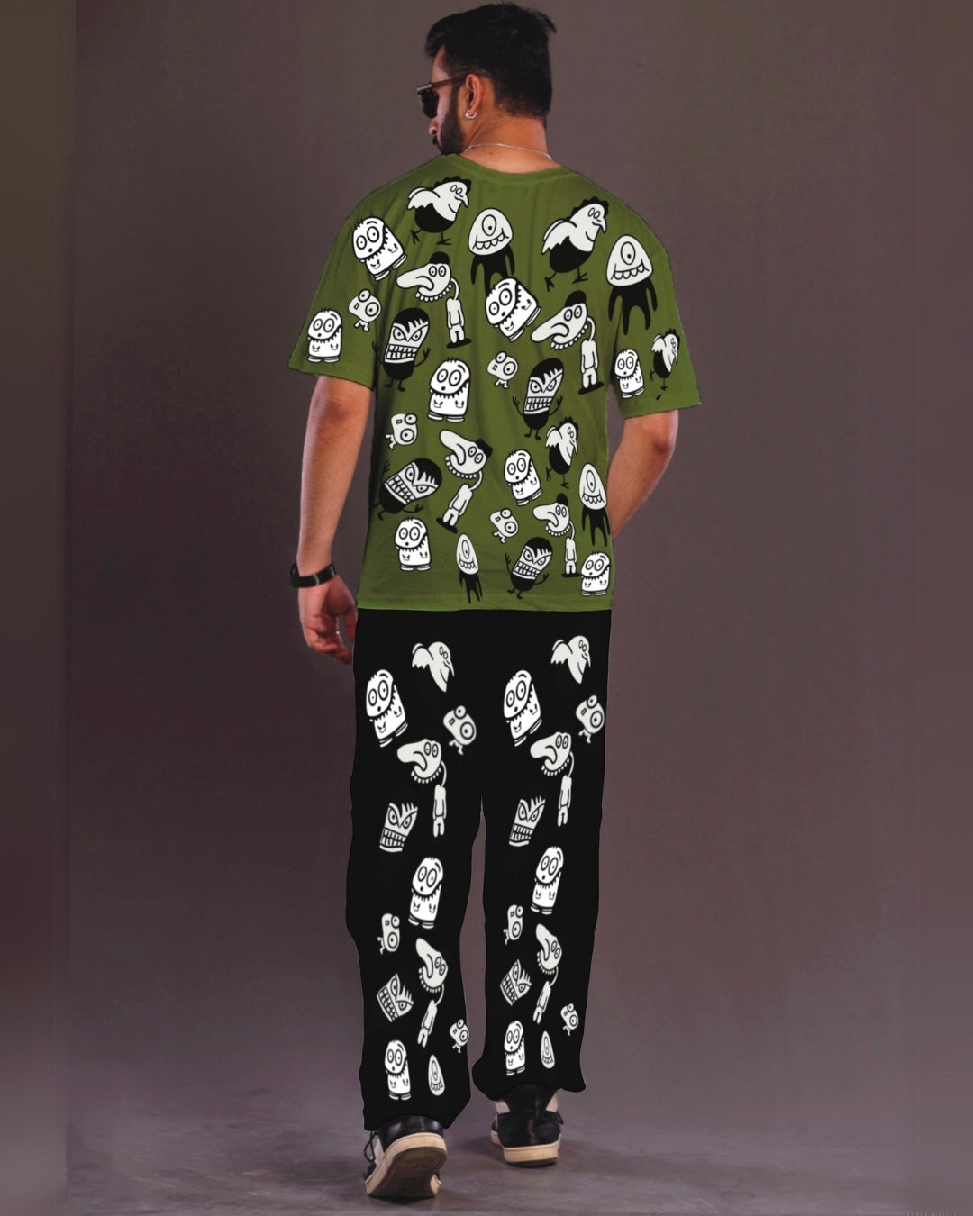 Men's Alien World Oversized Co-Ord Set - Olive and Black