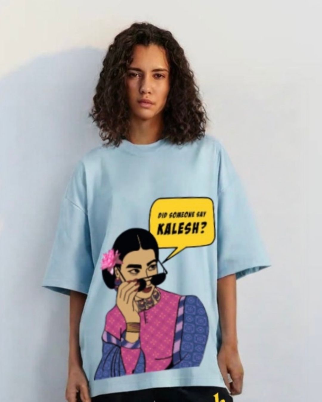 WOMEN'S GOSSIP OVERSIZED TSHIRT (BLUE)