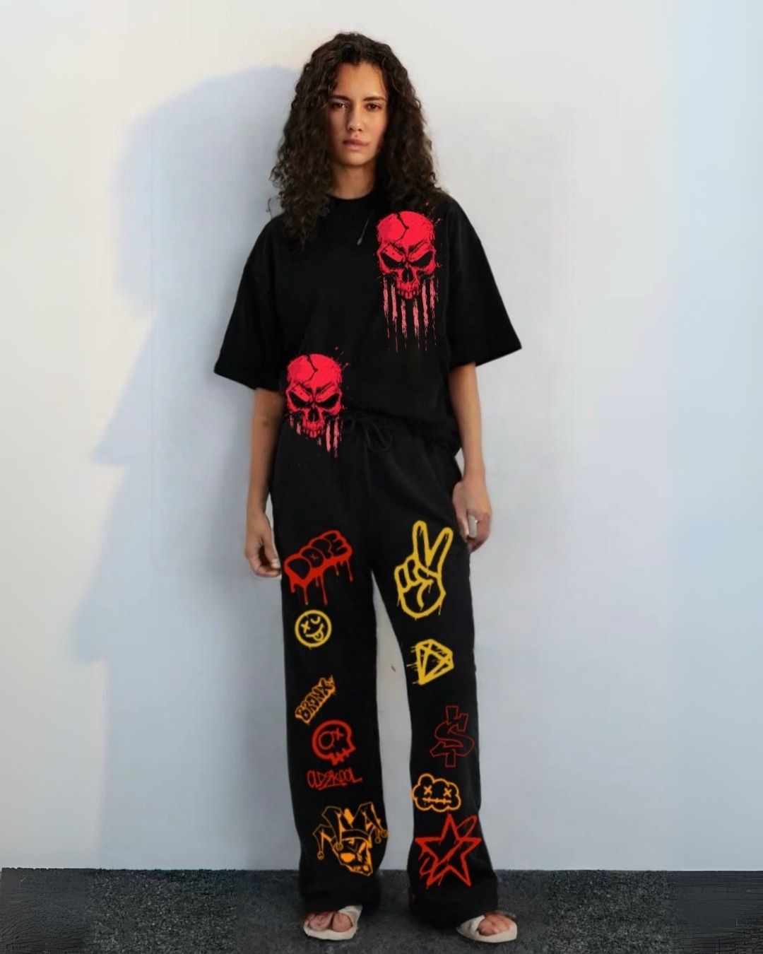 WOMEN'S HELLMARK CORDS (BLACK AND BLACK)