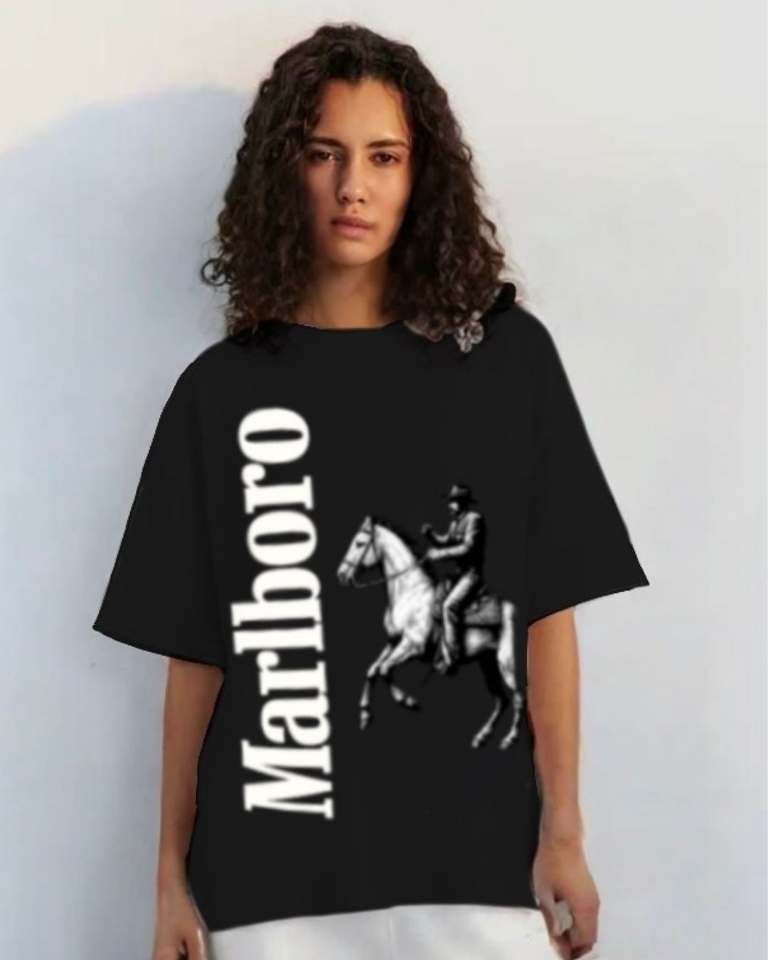 WOMEN'S HORSE MB OVERSIZED TSHIRT (BLACK)