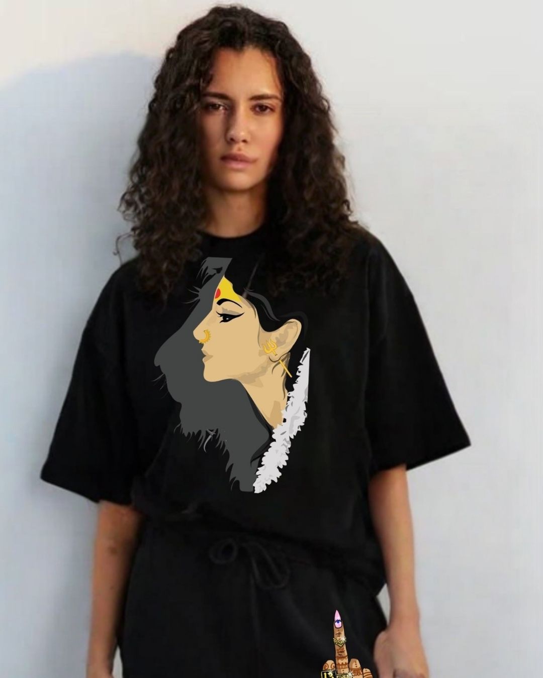 WOMEN'S RAW ENERGY OVERSIZED TSHIRT (BLACK)