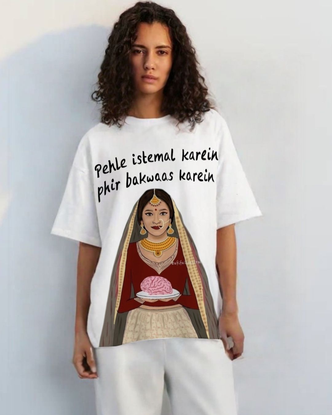 WOMEN'S REBEL TALK OVERSIZED TSHIRT (WHITE)