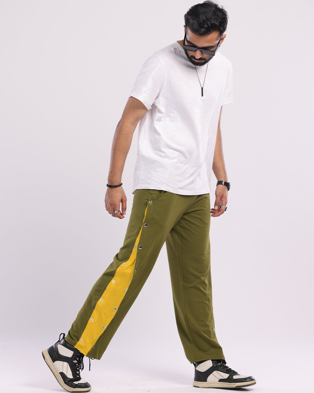 Men Snap Buttons Cotton trouser - Cheesy Olive